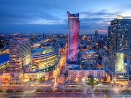 Warszawa wieczorna panorama miasta