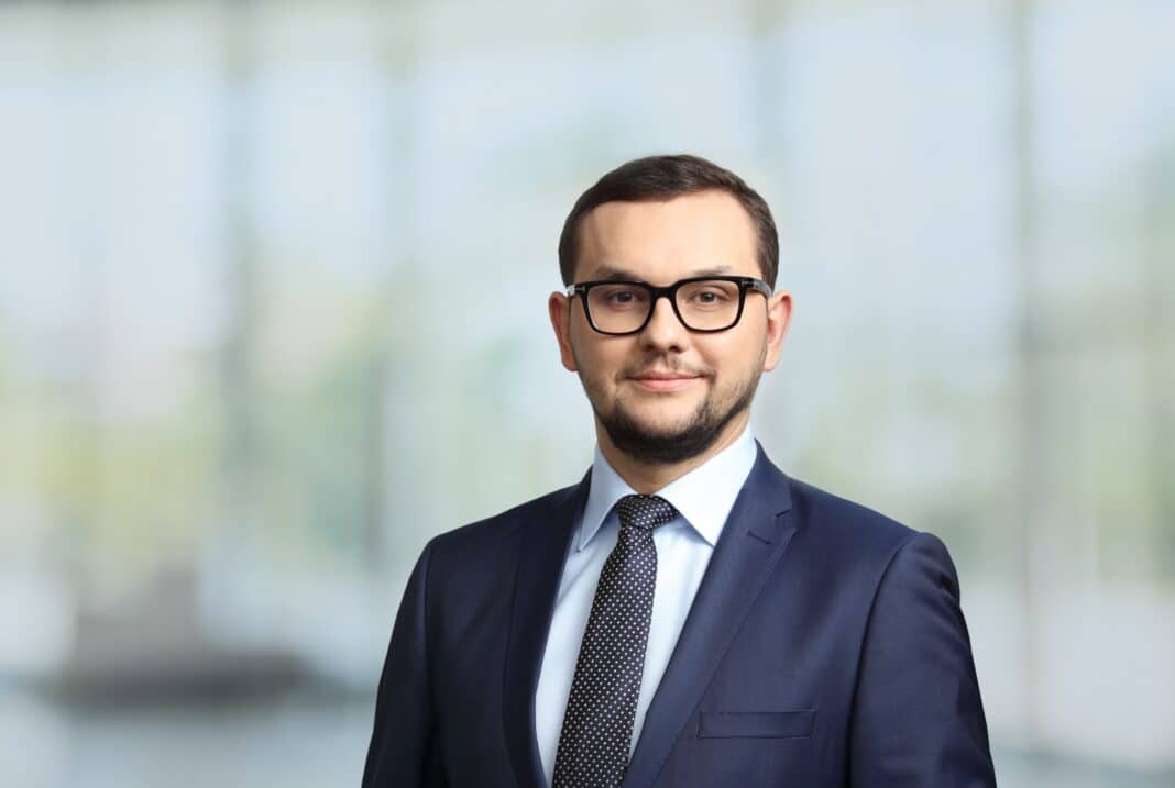 Kamil Kowa Savills