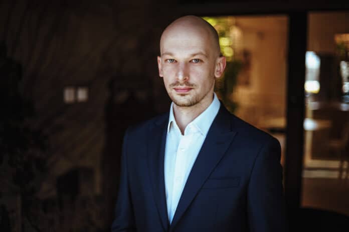 Jakub Bartoszek, Director of Flexible Strategy Advisory at Colliers in Poland