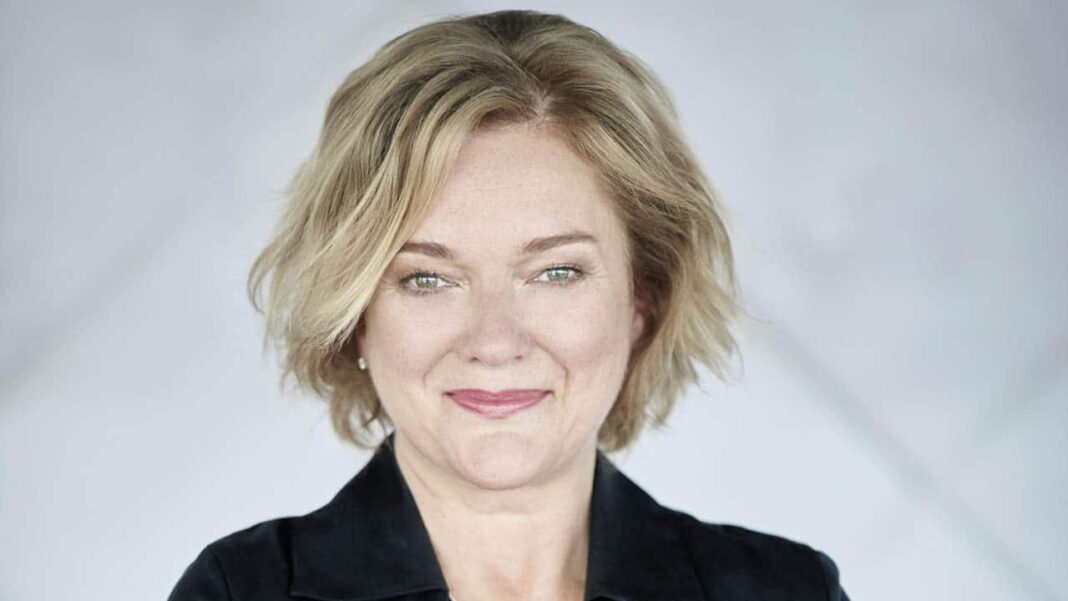 Renata-Osiecka-Partner-Zarzadzajaca-AXI-IMMO.jpg