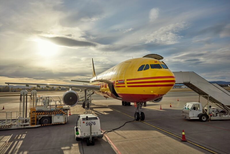 DHL-Express-800×534.jpeg