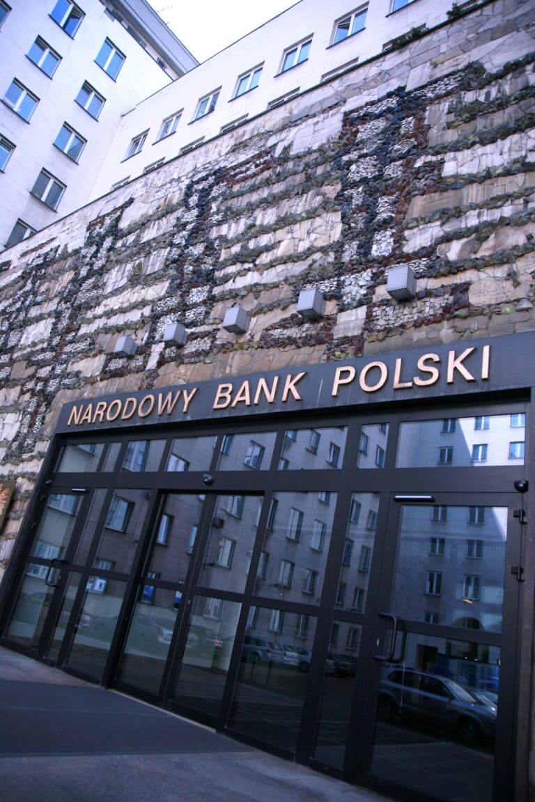 KNF: Polskie banki są w dobrej kondycji. Sprzyja im koniunktura gospodarcza i niskie stopy NBP
