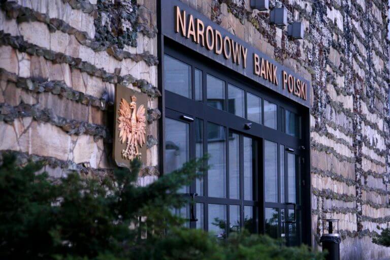 Inflacja ponownie poniżej celu NBP
