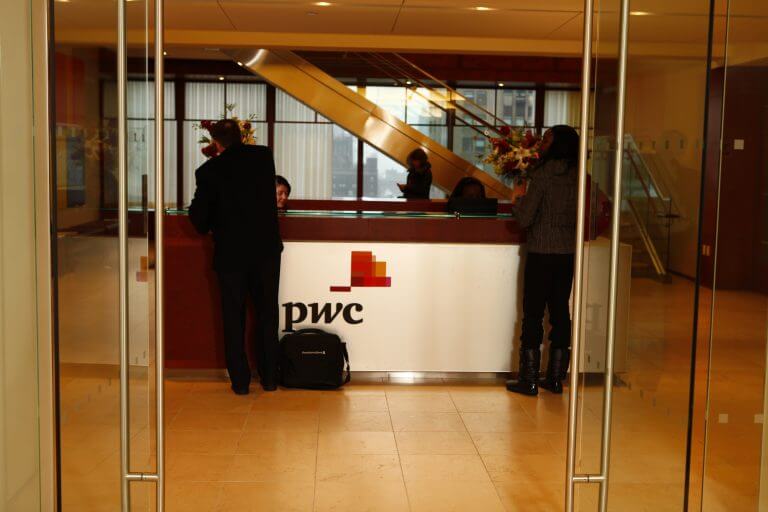 Dr Janusz Fiszer partnerem w PwC