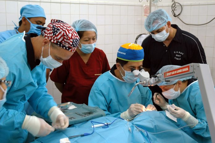 operacja lekarz szpital