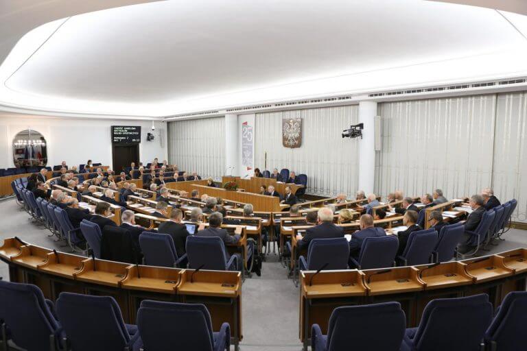 Senat przyjął ustawę o odwróconym kredycie hipotecznym