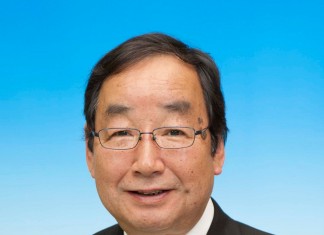 Kenji Tomioka burmistrz miasta Takasaki