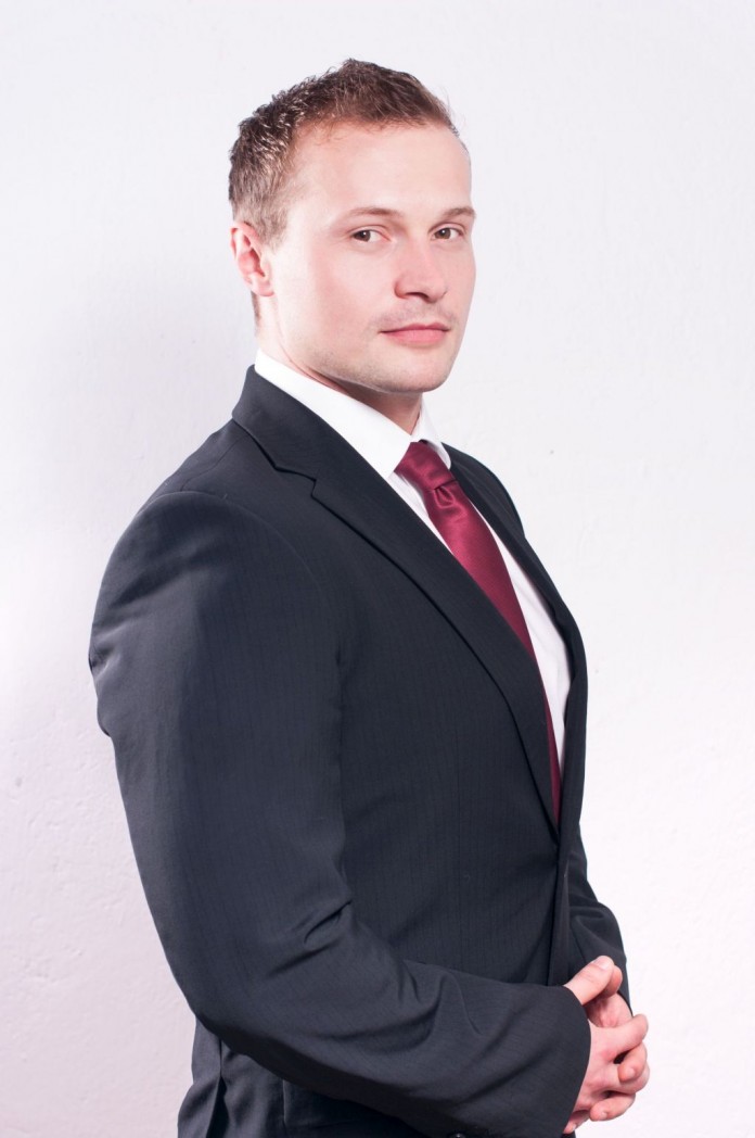 Adam Puchacz, adwokat w kancelarii JKP Adwokaci we Wrocławiu