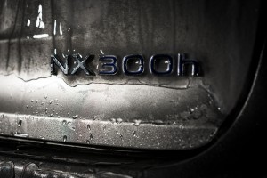 Lexus NX 300h na lodowych kołach