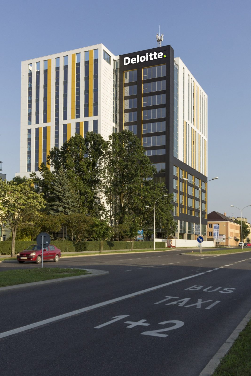 Centrum Usług dla Biznesu, Deloitte w Rzeszowie