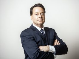 Del Chandler, Dyrektor Zarządzający, Dział Rynków Kapitałowych, BNP Paribas Real Estate, Europa Środkowo-Wschodnia