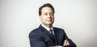Del Chandler, Dyrektor Zarządzający, Dział Rynków Kapitałowych, BNP Paribas Real Estate, Europa Środkowo-Wschodnia