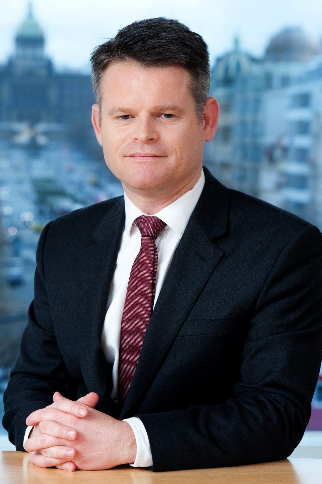 Jeff Alson, Partner na Europę Środkową, Grupa Rynków Kapitałowych, Cushman & Wakefield