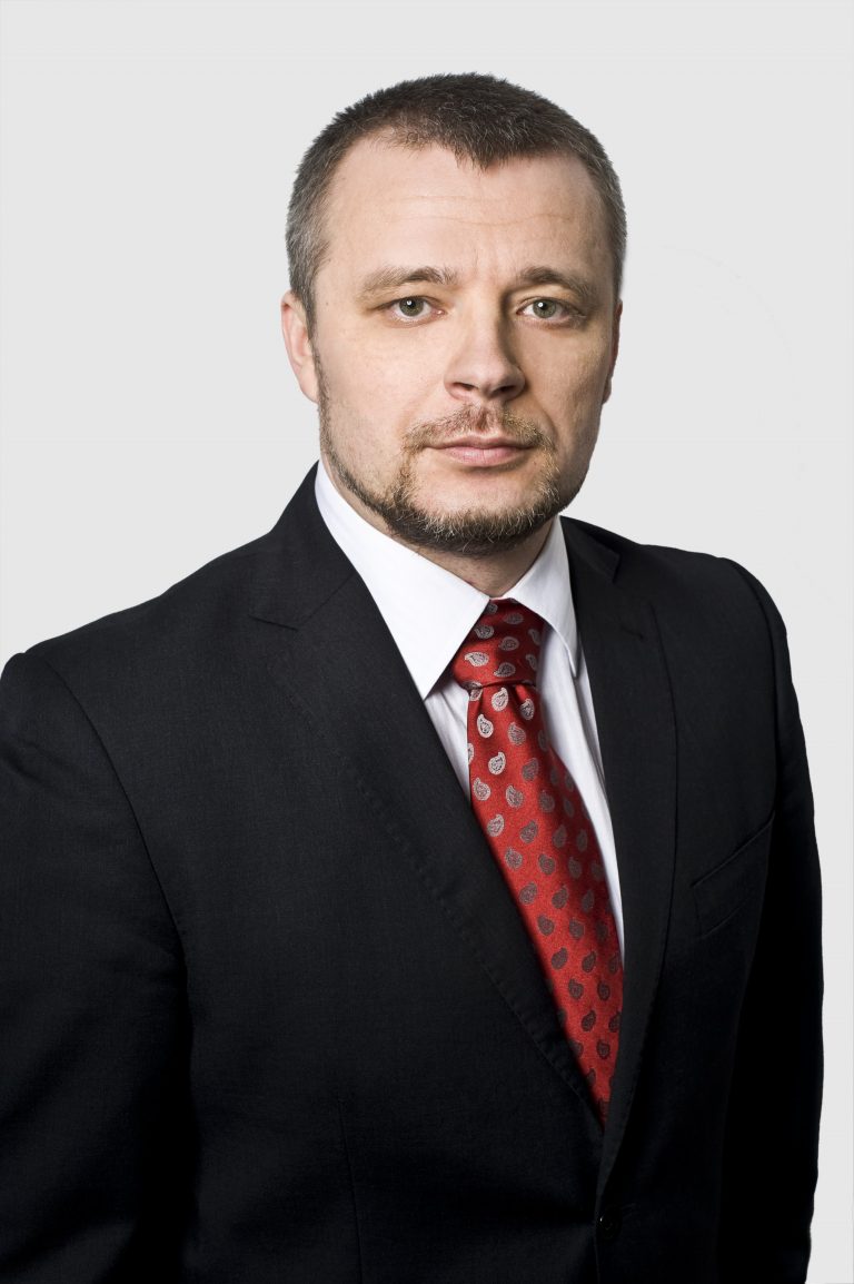 Złoty odrabia straty w ślad za EUR/USD, może jeszcze zyskać