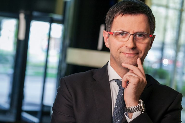 Podsumowanie rynku inwestycyjnego nieruchomości komercyjnych Q1 2021