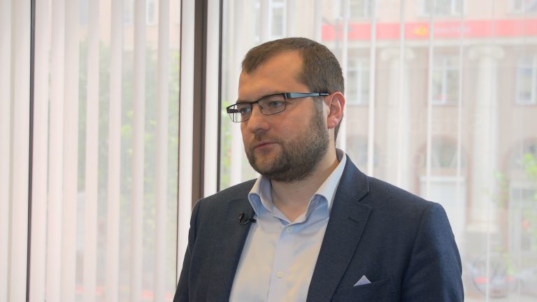 Dr Wojciech Kaźmierczak o aferze Amber Gold