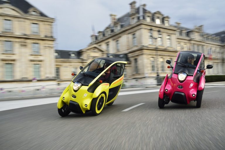 W 2030 r. pojazdy autonomiczne, usługi MaaS oraz samochody elektryczne będą codziennością