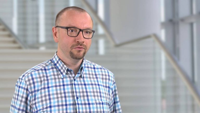Nowy wirus na Facebooku. Kradnie twoje dane, a potem żąda okupu!