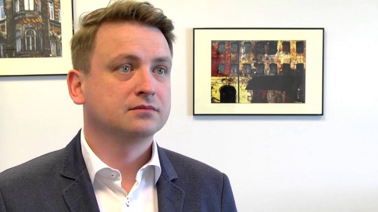 Rośnie sprzedaż kredytów i pożyczek świątecznych