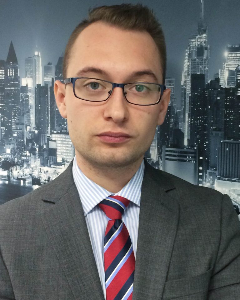 Pretekst do wyprzedaży dolara