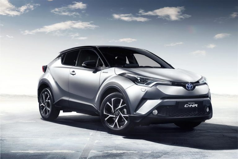 Toyota chce dogonić Teslę? Planuje wprowadzić samochód elektryczny do 2020