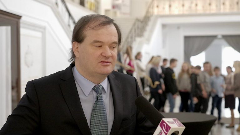 Państwo Polskie powinno podjąć inicjatywę uregulowania kwestii walutowych