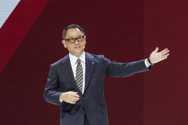 Mówią o nim „Top Gun” – Akio Toyoda