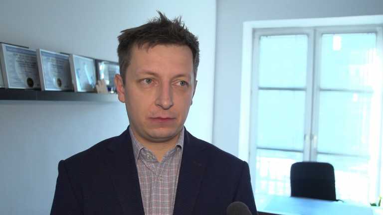 Bartosz Najman o nowym prawie wynagradzania kierowców w Austrii