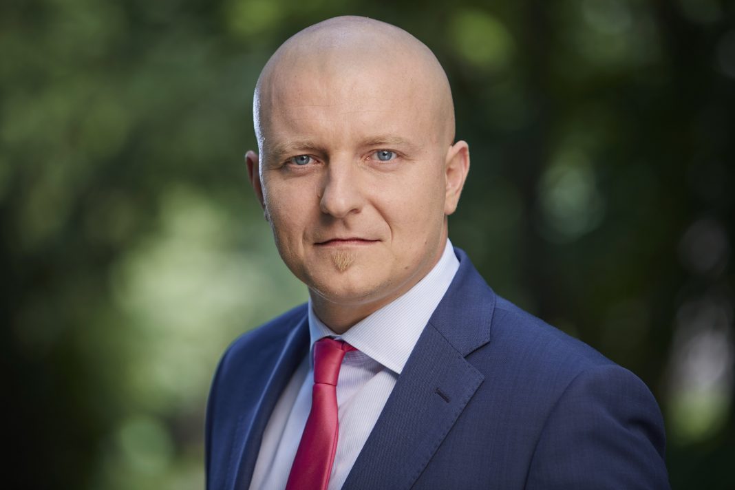 Piotr Krawczyk MLP