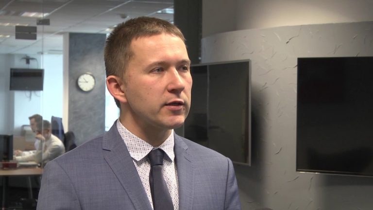 Dr Przemysław Kwiecień: proponowane zmiany podatkowe w USA wzmocnią dolara
