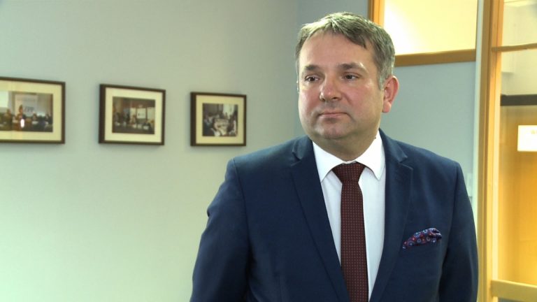 Eksperci przestrzegają przed destrukcją rynku farmaceutycznego. ZPP i PharmaNet apelują o okrągły stół branży aptecznej