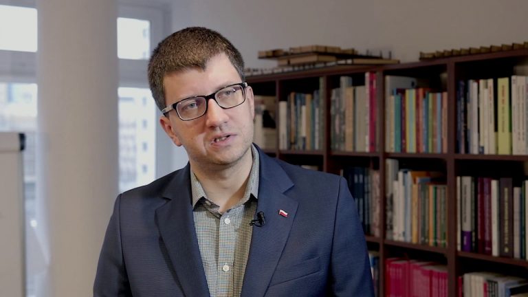 Roszkowski: Rząd wycofał się z Caracali, bo śmigłowce wielofunkcyjne są za drogie