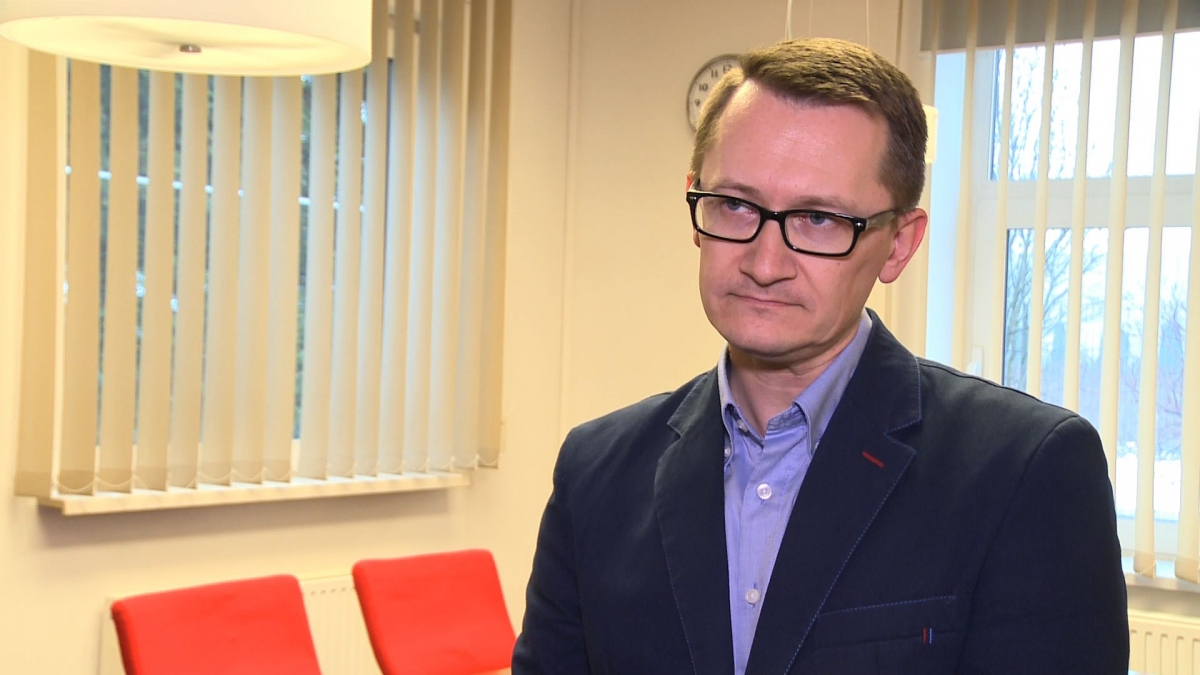 W dużych miastach zanieczyszczenia komunikacyjne stanowią 60 proc. wszystkich zanieczyszczeń. Odpowiedzialne są przede wszystkim silniki diesla i niesprawne pojazdy 2
