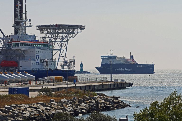 Energia wyspy na Bałtyku: Bornholm wykorzystuje energię z biomasy, wiatru i słońca