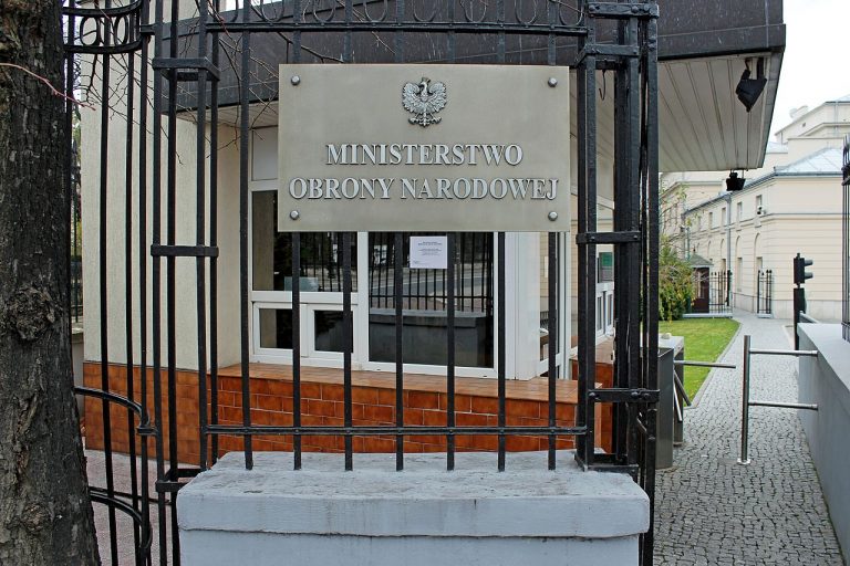 MON chce przejąć nadzór nad największymi i najważniejszymi polskimi firmami