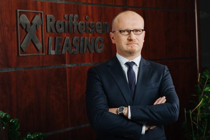 Piotr Warmuła, Dyrektor Sprzedaży ds. Rynków Strategicznych w Raiffeisen Leasing