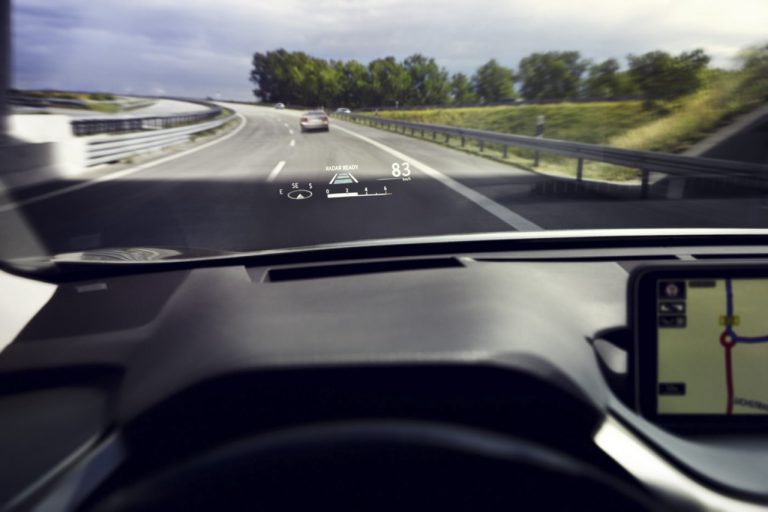 Wynajem długoterminowy, hybrydy i spadek diesli – floty nadają rytm na rynku motoryzacyjnym