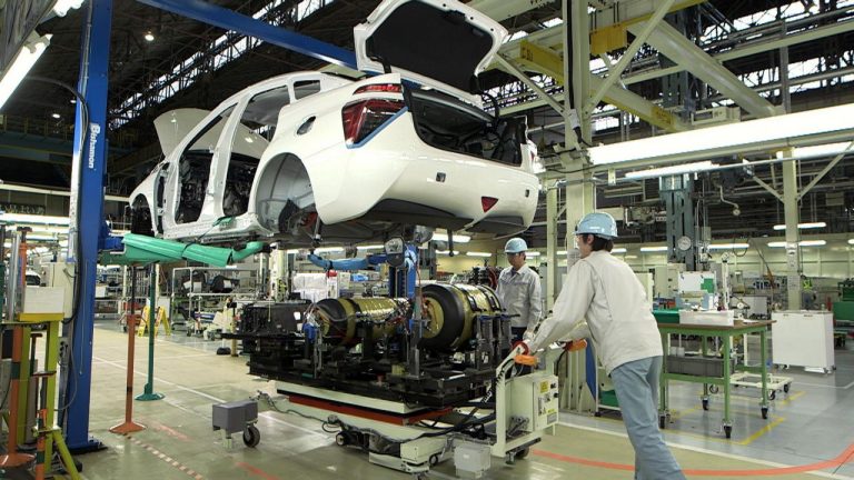 Toyota Research Institute wprowadza sztuczną inteligencję do badań nad nowymi materiałami