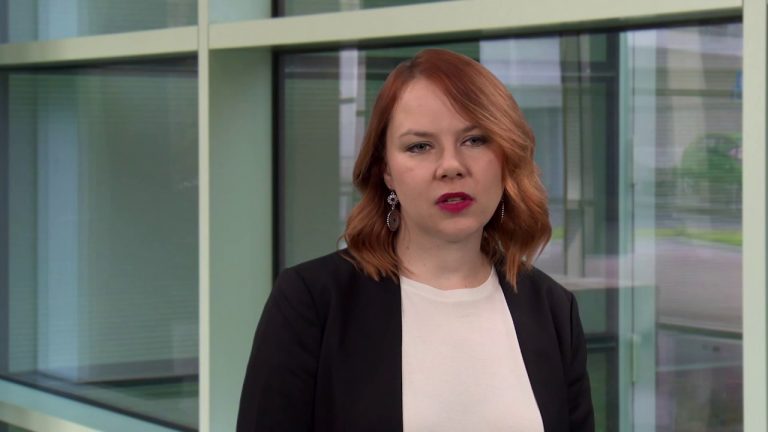 Już za 25 lat niemal połowa zawodów na rynku pracy zostanie zastąpiona przez maszyny
