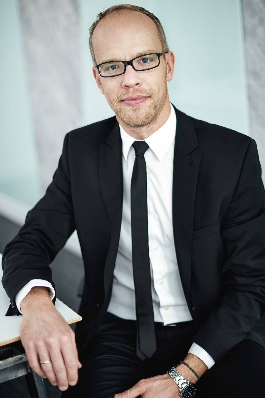 Tomasz Mika, Dyrektor Działu Powierzchni Magazynowo-Przemysłowych w Polsce, JLL