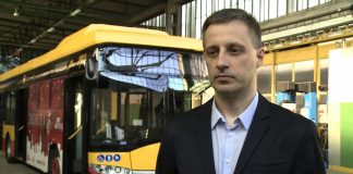 Elektryczne autobusy i zielone zajezdnie mają pomóc Warszawie w walce ze smogiem. Do końca roku na ulicach pojawi się 30 elektrobusów