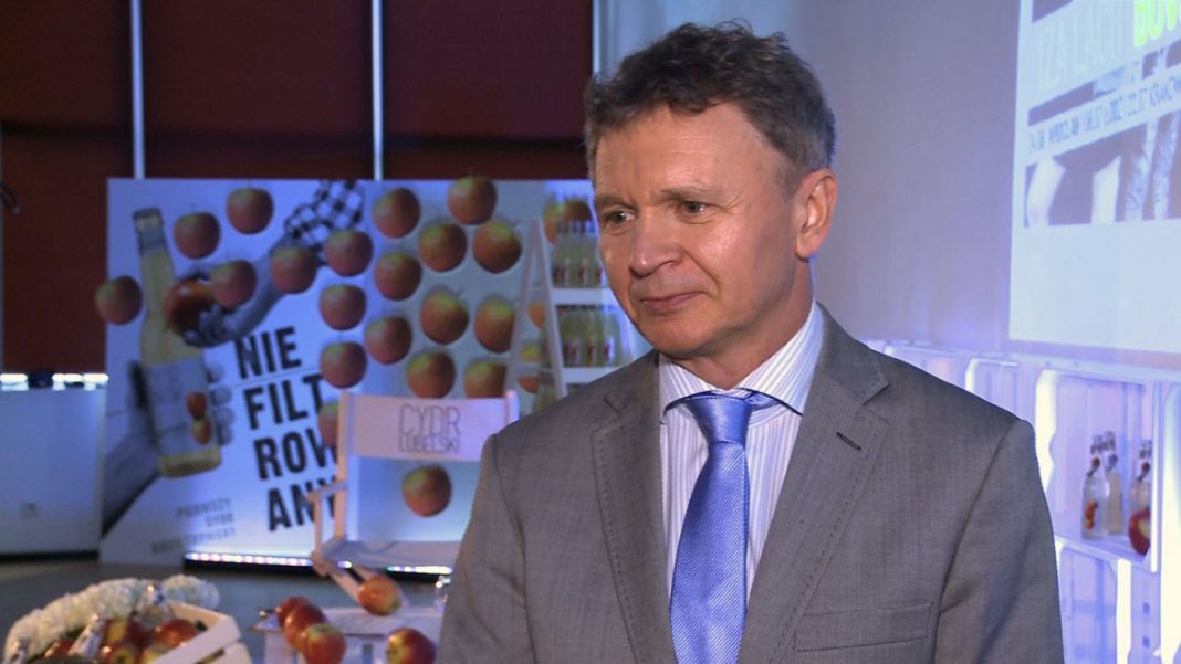 Rynek cydru spowolnił w ostatnim roku, ale producenci znaleźli na to sposób. Stawiają na naturalne, niefiltrowane produkty