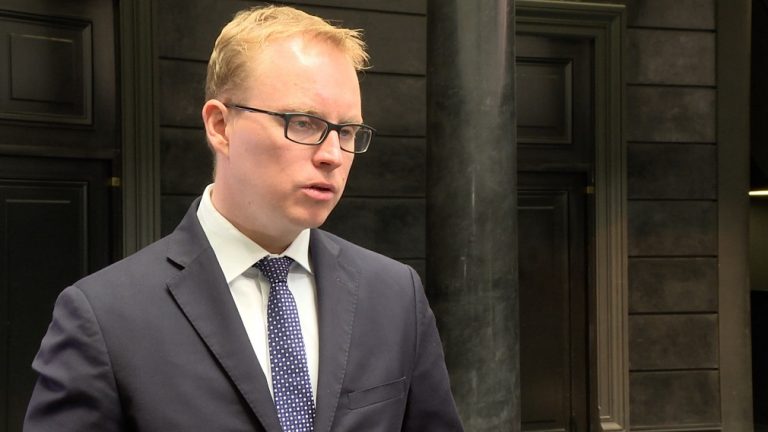 Banki chętnie „pomogą” dłużnikowi, przy okazji poprawią swój wizerunek i zdobędą o nim nowe informacje?