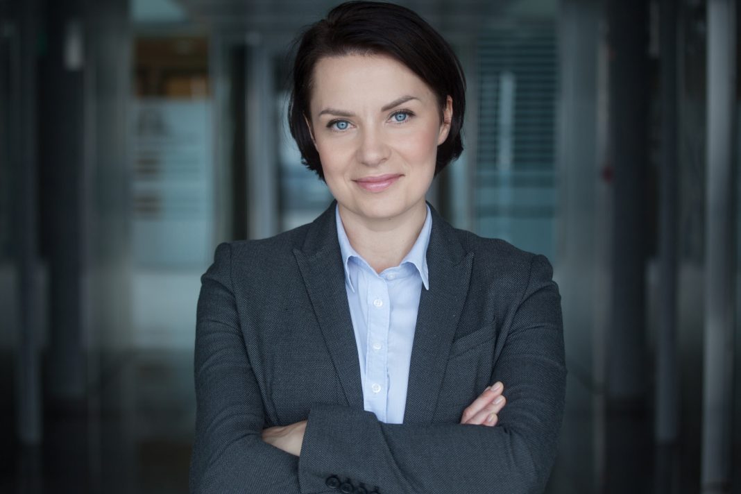 Jonna Mroczek, Senior Director, CBRE_m