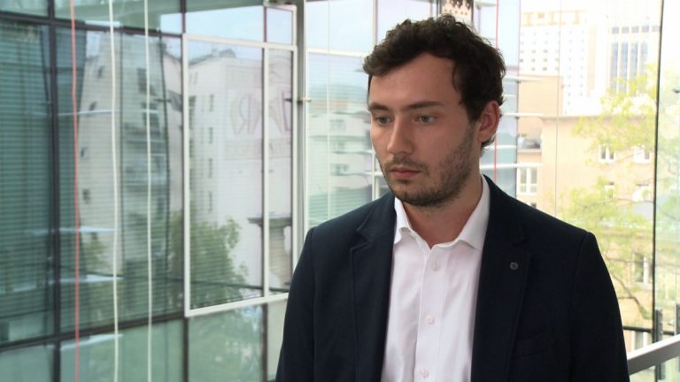 Ponad 40 proc. naukowców nie komercjalizuje wyników swoich badań. Brakuje im umiejętności pozyskiwania partnerów biznesowych