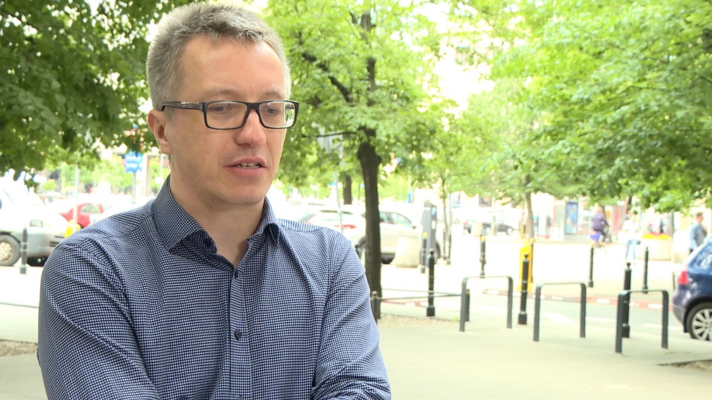 Łukasz Komuda, Fundacja Inicjatyw Społeczno-Ekonomicznych