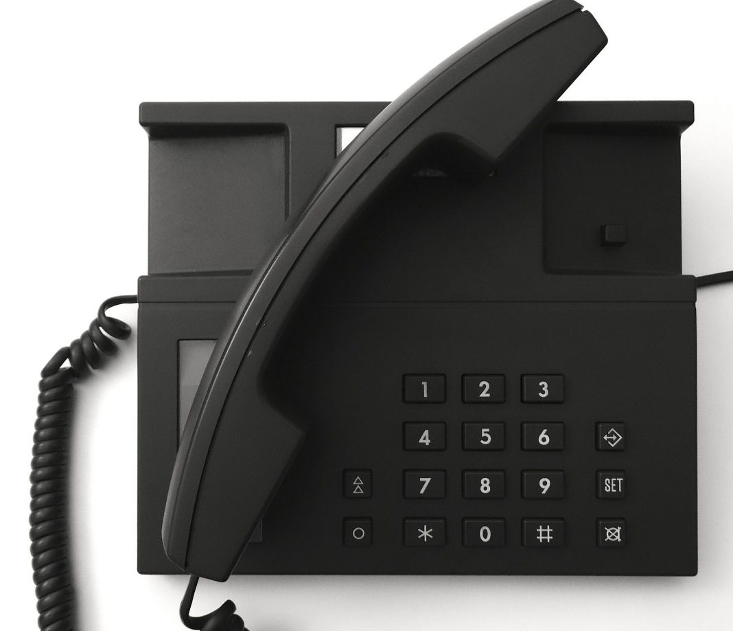 centrala telefoniczna, telefon