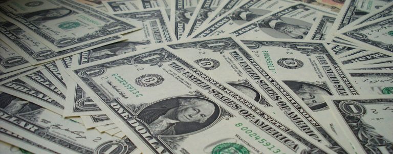 Skutkiem wyborów w USA będzie wzmacnianie dolara i podnoszenie stóp procentowych