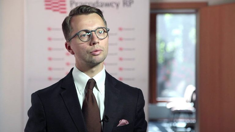 Krótsze przechowywanie akt pracowniczych i rozwój e-administracji