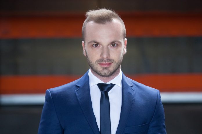 Piotr Suchodolski – Dyrektor marketingu Virgin Mobile Polska